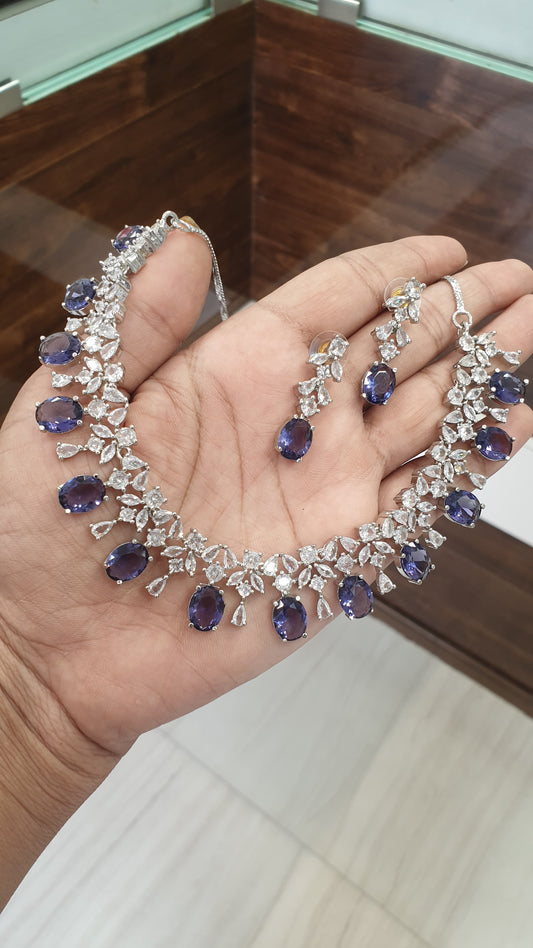 American Dimond Necklace Blue-01
