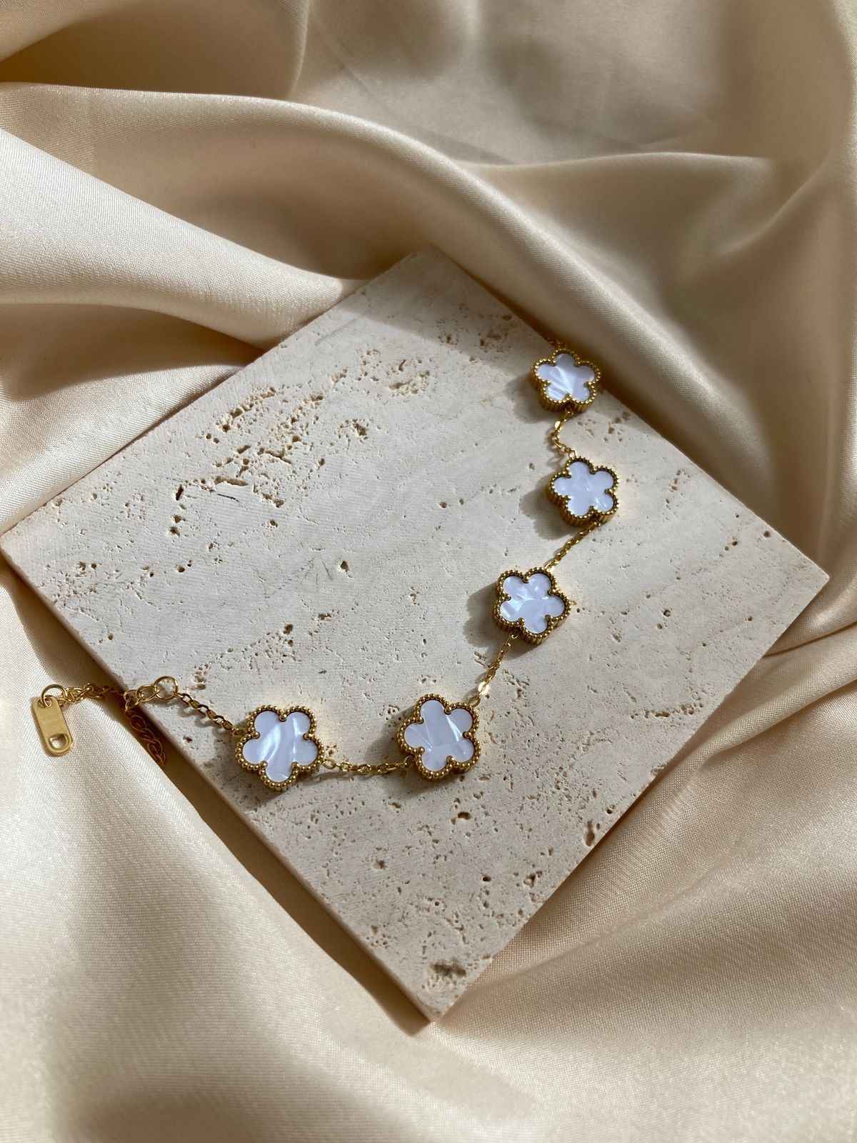 White Flower Breclet