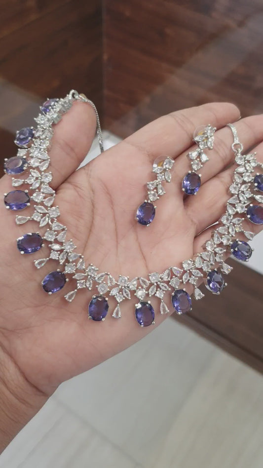 American Dimond Necklace Blue-01
